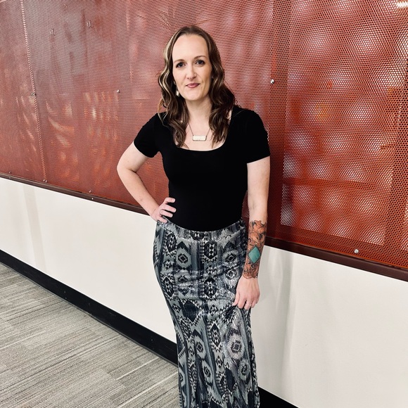 Meet your Posher, Stefani - Picture 1 of 1